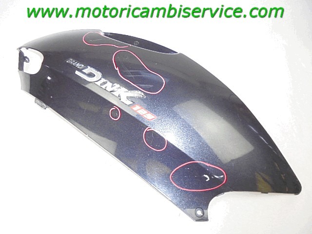 CARENA LATERALE POSTERIORE SINISTRA KYMCO GRAN DINK 125 2001 - 2006 KY330115 LEFT SIDE REAR FAIRING STRISCIATA