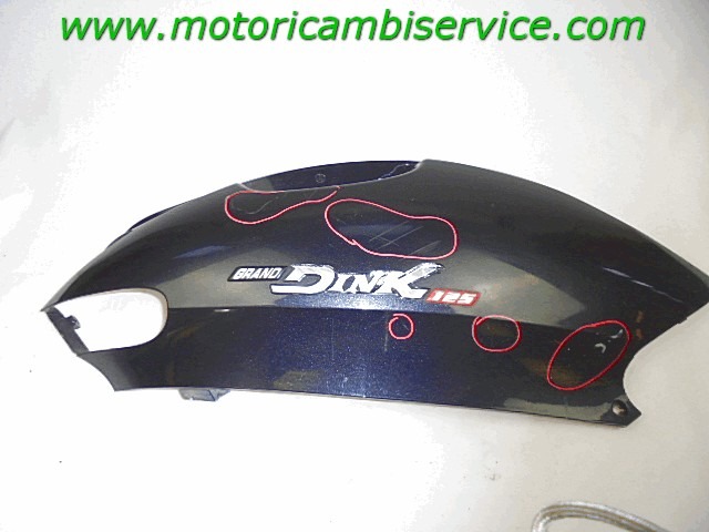 CARENA LATERALE POSTERIORE SINISTRA KYMCO GRAN DINK 125 2001 - 2006 KY330115 LEFT SIDE REAR FAIRING STRISCIATA