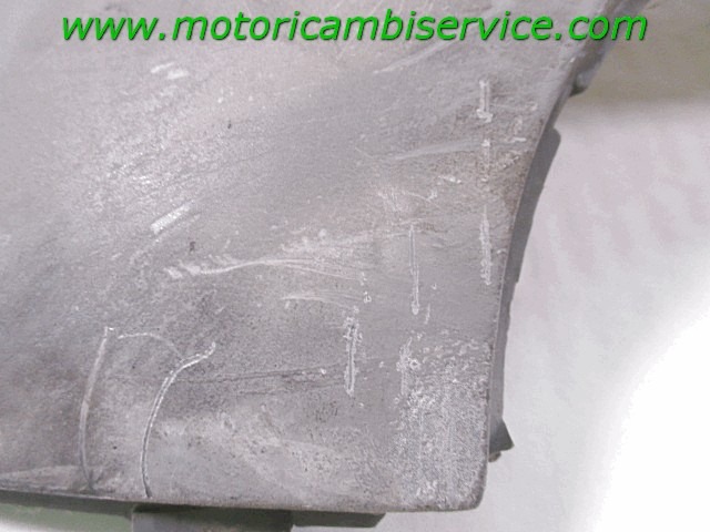 CARENA LATERALE INFERIORE DESTRA HONDA PANTHEON 150 (1998-2002) 50611-KFG-D00ZA CON DIFETTO