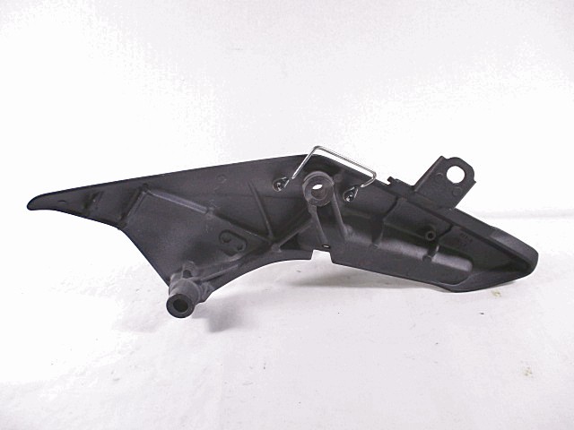 SUPPORTO PEDALINA POSTERIORE DESTRA HONDA SW-T 400 ABS (2008 -2016)50663-MCT-770ZA CON DIFETTO