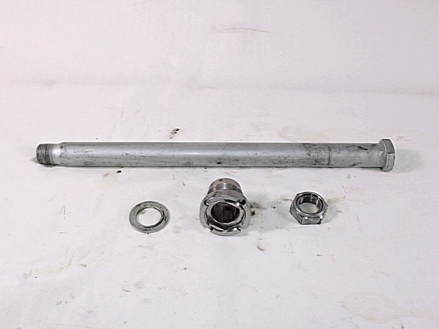 PERNO FORCELLONE HONDA CBR 1000 RR SC57 2004 - 2005 52101MEL000 SWINGARM SHAFT