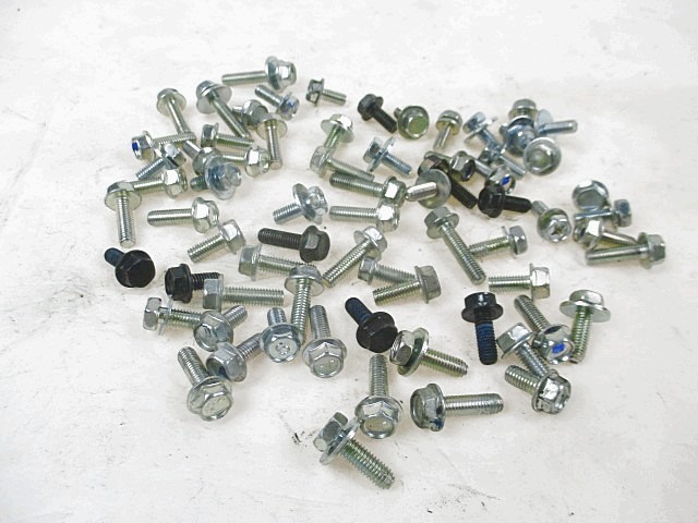 SET BULLONI YAMAHA T-MAX 530 2012 - 2014 BOLTS SET