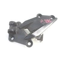 KAWASAKI NINJA 250 R 35063038618R STAFFA PEDANA ANTERIORE DESTRA EX250K 07 - 13 FRONT RIGHT FOOTREST HOLDER