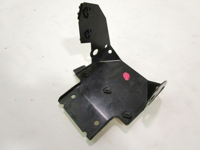 SUPPORTO CONNETTORI CABLAGGIO BMW R 28 R 1150 R 1999 - 2007 61132306976 CONNECTORS BRACKET ATTACCO DANNEGGIARTO