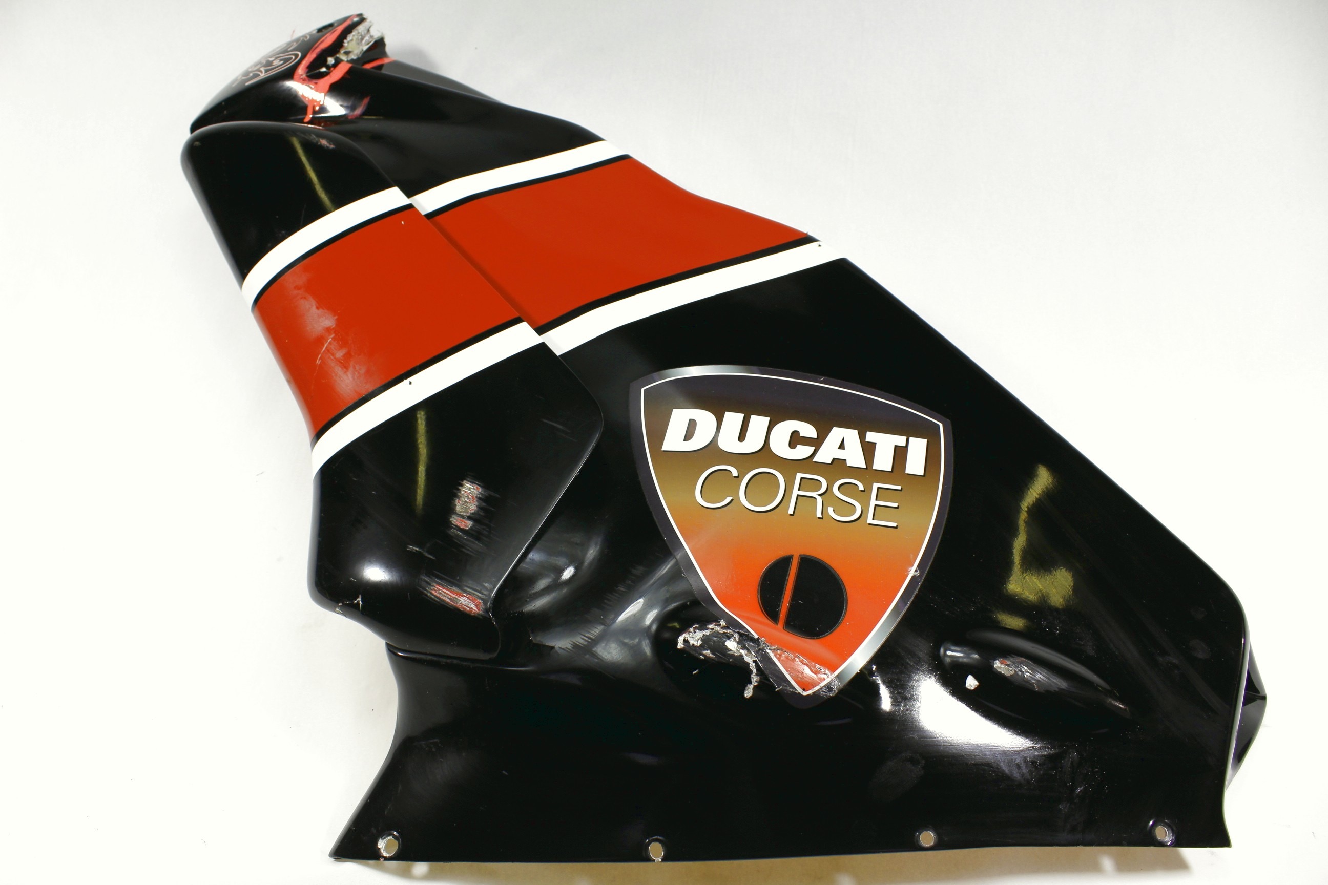 CARENA LATERALE SINISTRA NON ORIGINALE DUCATI 749 S 2003 - 2007 48031821C LEFT SIDE FAIRING DANNEGGIATA