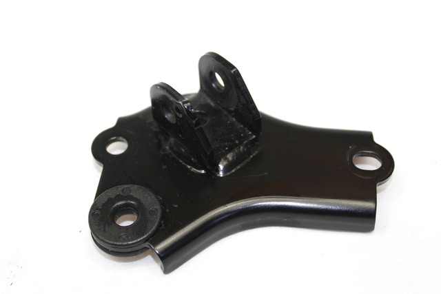 SUPPORTO PEDANA POSTERIORE SINISTRA SUZUKI BURGMAN AN 400 2017 - 2019 4375019K00000 REAR LEFT FOOTREST BRACKET