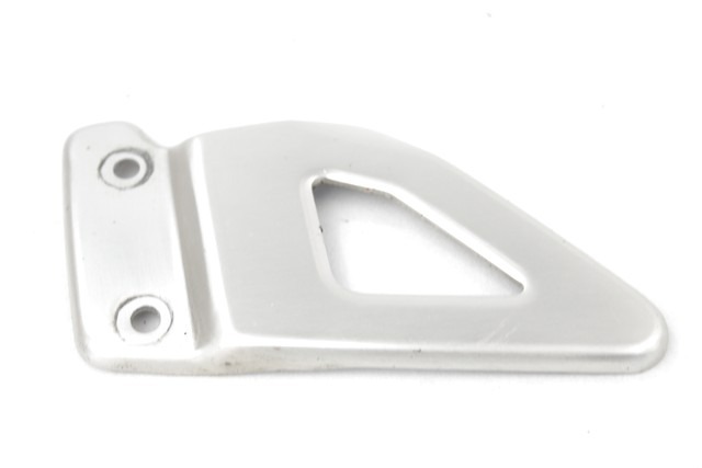 SUZUKI SV 650 S 4357133E01 BATTITACCO PEDANA DESTRA 99 - 02 RIGHT HEEL GUARD