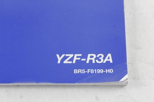 YAMAHA YZF R3 BR5F8199H000 MANUALE USO E MANUTENZIONE 15 - 18 OWNER'S MANUAL