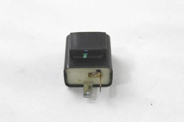 YAMAHA N-MAX 125 1PAH33500000 RELE FRECCE 15 - 20 FLASHERS RELAY FR22-100 MITSUBA