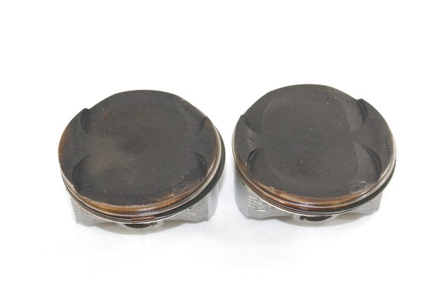 KAWASAKI Z 650 130010786 PISTONI 17 - 19 PISTONS