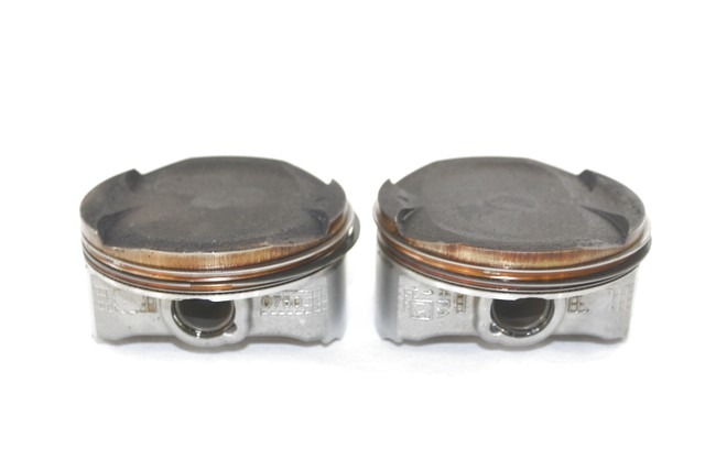 KAWASAKI Z 650 130010786 PISTONI 17 - 19 PISTONS