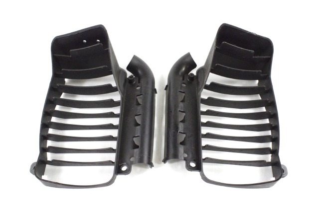 VESPA GTS 300 SUPER 577187 622839 GRIGLIE CONVOLIATORI RADIATORI 17 - 18 RADIATORS AIR DUCTS