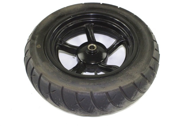 KYMCO DOWNTOWN 350 TCS 42601LEA7E00NHA CERCHIO RUOTA POSTERIORE 13X4.0 21 - 23 REAR WHEEL PNEUMATICO 50%