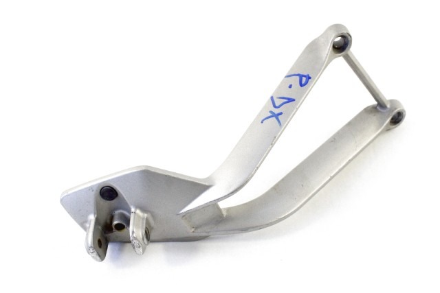 MV AGUSTA BRUTALE 1078 RR 80A098721 STAFFA PEDANA POSTERIORE DESTRA 07 - 11 REAR RIGHT FOOTREST HOLDER CON GRAFFIO