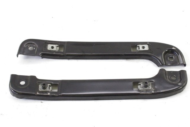 PIAGGIO BEVERLY 300 6574965 6574955 SUPPORTI PEDANE 10 - 16 FOOTBOARD BRACKETS