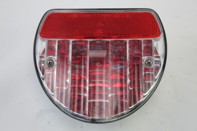 APRILIA SCARABEO 500 AP8127674 FARO POSTERIORE 02 - 06 TAILLIGHT 