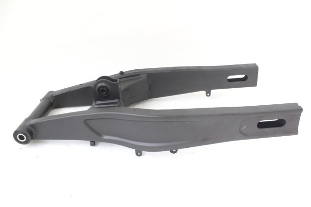 VOGE VALICO 525 DSX 311150175 FORCELLONE POSTERIORE 21 -24 REAR SWINGARM PICCOLI SEGNI DI USURA