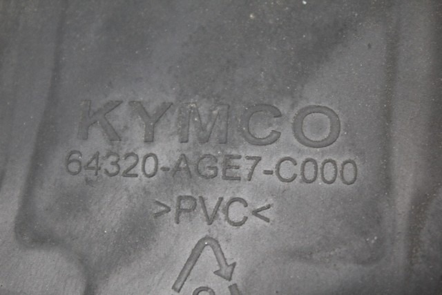 KYMCO X-TOWN 125 64330AGE7C000 64320AGE7C000 TAPPETINI PEDANA CT125 20 - 24 FOOTBOARD MATS