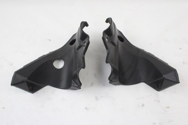 BENELLI BN 125 65108L290000 65116L290000 COVER LATERALI PARAFANGO ANTERIORI 21 - 24 FRONT FENDERS COVERS