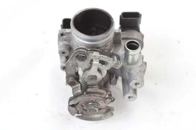 YAMAHA TRICITY MW 125 2CME37500300 CORPO FARFALLATO 14 - 17 THROTTLE BODY 2CME37500000 2CME37500100 2CME37500200 