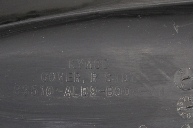 KYMCO PEOPLE ONE 125 83510ALD9B000 COVER LATERALE DESTRA 15 - 20 RIGHT SIDE COVER