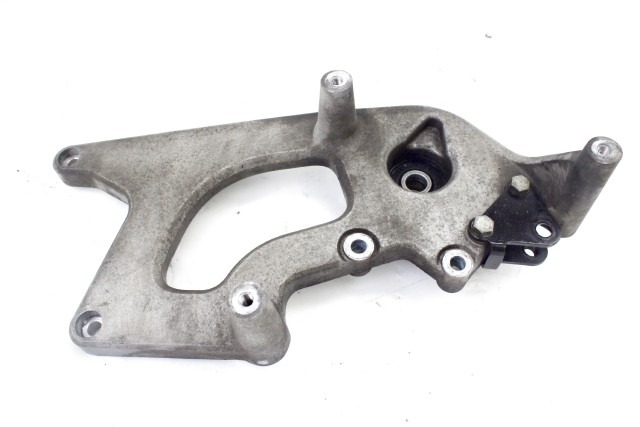 PIAGGIO MEDLEY 125 1A006223 FORCELLONE SUPPORTO MARMITTA 16 - 19 REAR SWINGARM 1A002924 1A008816