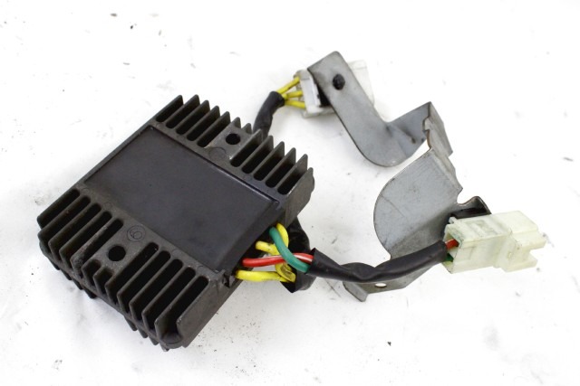 PIAGGIO VESPA GTS 300 SUPER 641709 REGOLATORE DI TENSIONE 08 - 16 RECTIFIER