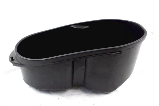 PIAGGIO VESPA GTS 300 SUPER 621155 VASCA SOTTOSELLA 08 - 16 HELMET COMPARTMENT