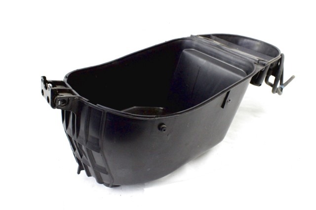 YAMAHA BW'S 50 NG 4SBF473R0200 VASCA SOTTOSELLA PORTACASCO CW50 RS HELMET COMPARTMENT