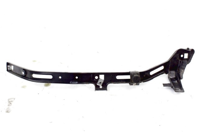 PIAGGIO X9 500 CM0102034 SUPPORTO PEDANA SINISTRA 00 - 02 LEFT FOOTBOARD BRACKET