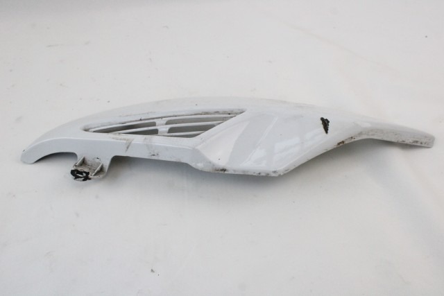 SUZUKI BURGMAN AN 400 4817214F20 COVER INFERIORE DESTRA 99 - 00 RIGHT LOWER COVER CON GRAFFIO