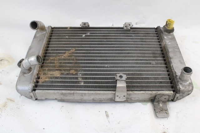 SUZUKI BURGMAN AN 400 1771014G10 RADIATORE 04 - 05 RADIATOR