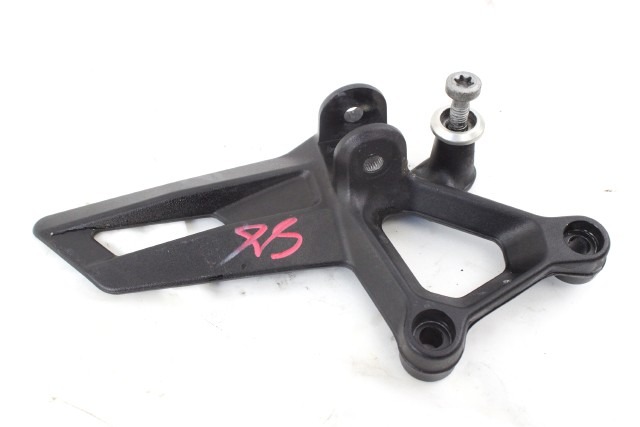 KTM 1290 SUPER DUKE R 6130313800033S STAFFA PEDANA ANTERIORE SINISTRA 17 - 18 FRONT LEFT FOOTREST HOLDER 6130303800033S