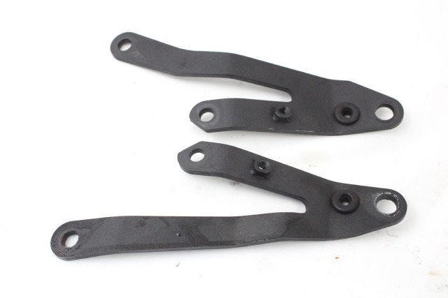 KAWASAKI Z 900 321900844 321900843 SUPPORTI MOTORE ZR900F 2023 ENGINE BRACKETS 321900726 321900725