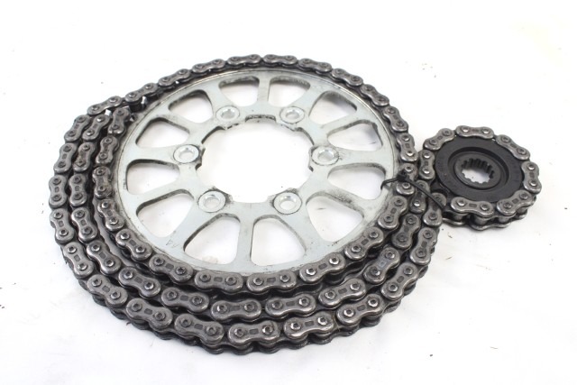 KAWASAKI Z 900 420410181 131440579 KIT CATENA CORONA E PIGNONE ZR900F 2023 SPROCKET CHAIN KIT 131440043 131440070 