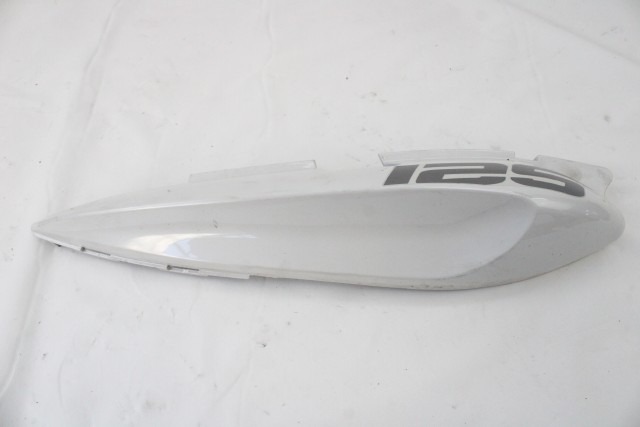 KEEWAY RKV 125 65902J800000 CARENA POSTERIORE DESTRA 2021 REAR RIGHT FAIRING CON GRAFFIO