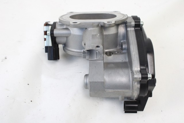 DUCATI PANIGALE V2 28241121A CORPO FARFALLATO 20 - 24 THROTTLE BODY