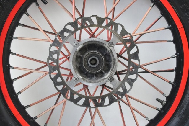 BETA RR 125 4T ENDURO R 021421130059 CERCHIO RUOTA POSTERIORE 1.85X18 18 - 21 REAR WHEEL 218185AGN2F CON PICCOLO GRAFFIO