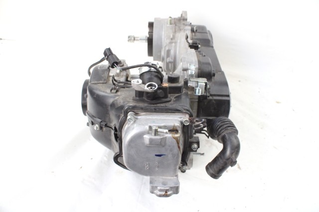 KYMCO SUPER 8 50 R K110G MOTORE KM 2000 22 - 25 ENGINE