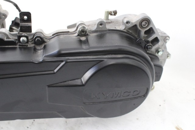 KYMCO SUPER 8 50 R K110G MOTORE KM 2000 22 - 25 ENGINE