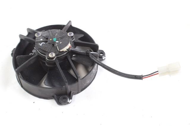 KTM 125 DUKE 93035041033 ELETTROVENTOLA RADIATORE 21 - 23 FAN 90135041033 90135041133 90835041133 