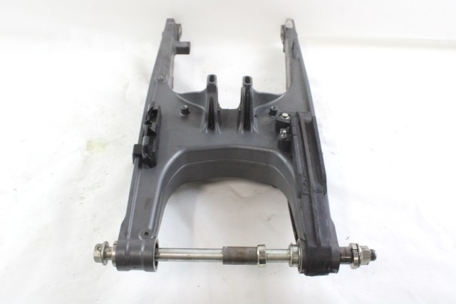 KTM 125 DUKE 28104030044BA FORCELLONE POSTERIORE 21 - 23 REAR SWINGARM 90104030033 90504030044 90904030000 