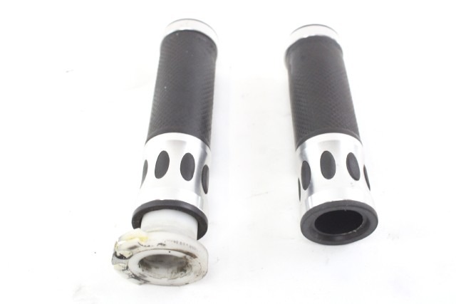 YAMAHA T-MAX XP 500 COPPIA MANOPOLE AFTERMARKET 04 - 07 GRIPS