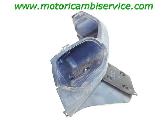 CARENA POSTERIORE SUPPORTO TARGA PIAGGIO HEXAGON GT 250 1998 - 2002 576211000A REAR FAIRING